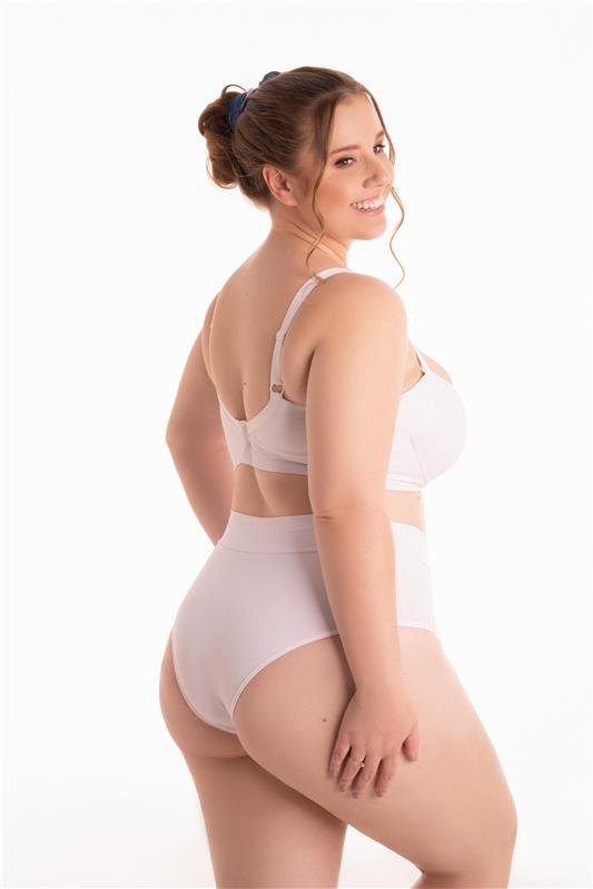 CALCINHA CURVE EM MICROFIBRA. MODELO TANGA